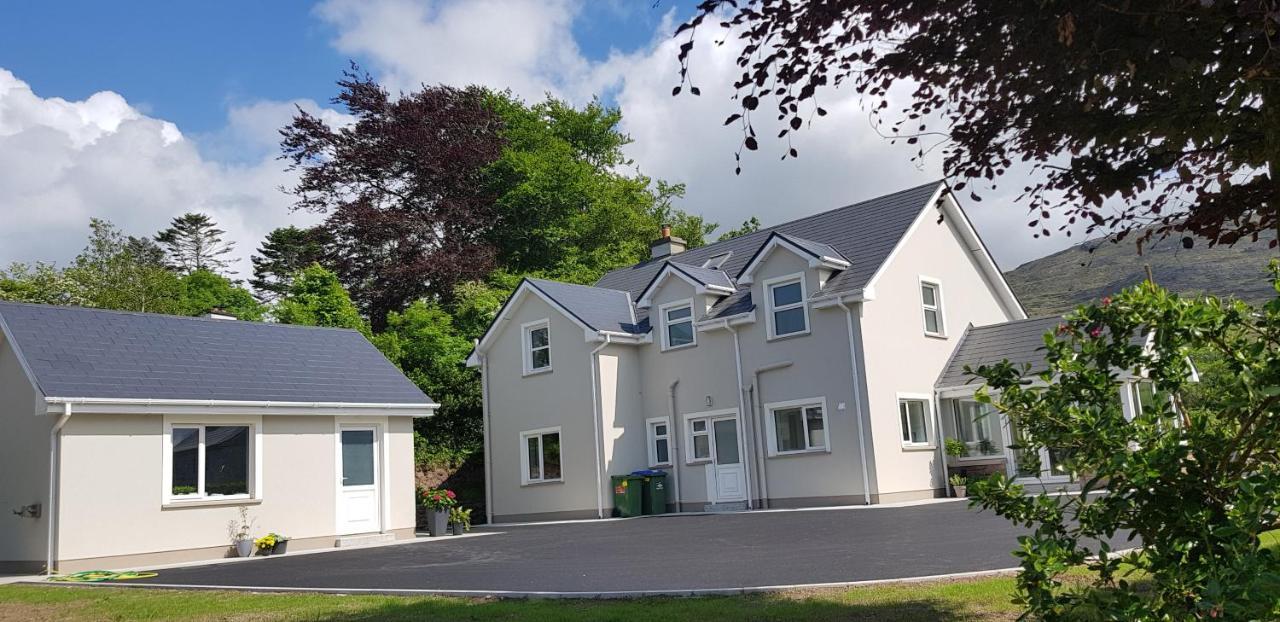Mountain View Bed & Breakfast, Kenmare, Co. Kerry, Ireland Екстериор снимка